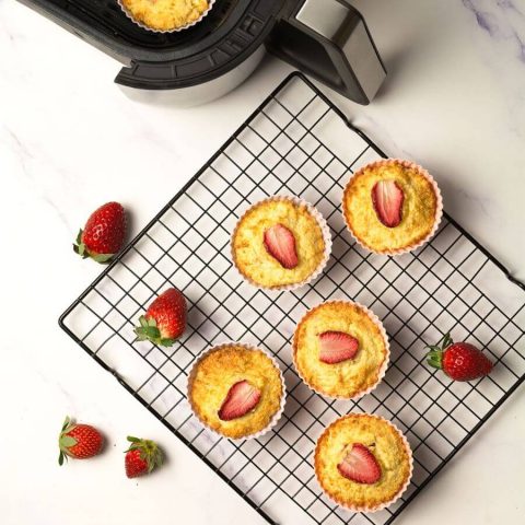 Инстант Пот | Рецепта за Кокосови мъфини с ягоди