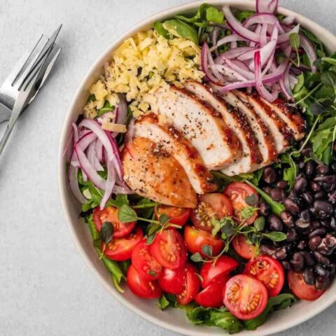 Инстант Пот | Рецепта за Салата с пилешко и сос барбекю